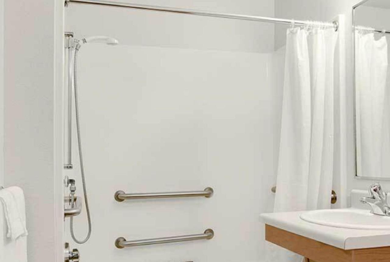 Woodspring Suites Allentown Exteriér fotografie