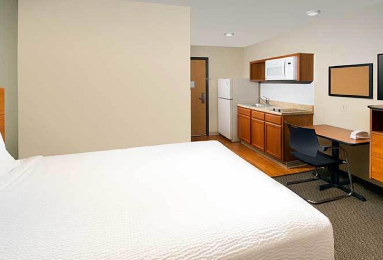 Woodspring Suites Allentown Exteriér fotografie