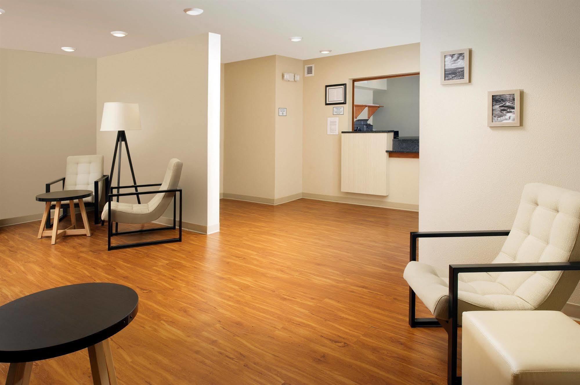 Woodspring Suites Allentown Exteriér fotografie
